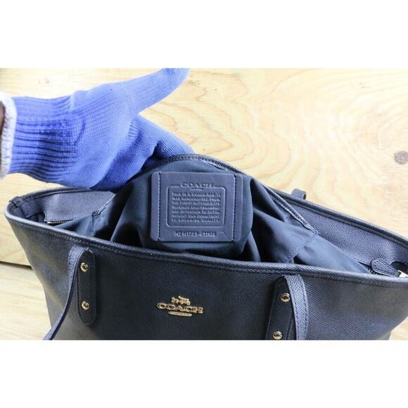 Coach Handbags Womens Gray Leather Crossgrain Large Tote F11926 - Picture 8 of 12